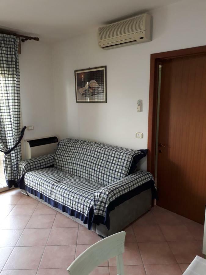 Appartamento Ai Tigli Caorle Exterior photo